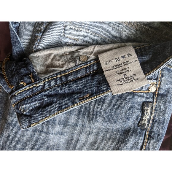 Silver Jeans Co. Pioneer, 30W/31L. Low rise, boot cut, buttoned butt - Picture 9 of 11